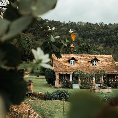 Aconchegante Casa De Hospedagem Enxaimel Timbo  Ngoại thất bức ảnh