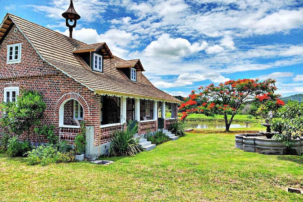 Aconchegante Casa De Hospedagem Enxaimel Timbo  Ngoại thất bức ảnh